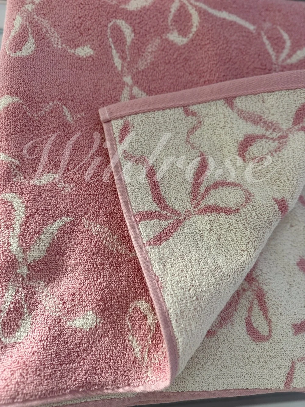 Elegant pink bow luxe Romantic Coquette Style loft q bath hand washcloth towels